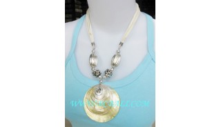 Mother Of Pearl Seashell Necklace Pendants