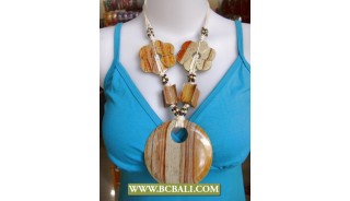 Bali Natural Wood Pendants Necklace Chain Flower