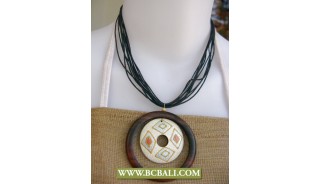 Necklaces with Pendant Chokers Wood Painting