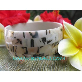 Antique Shells Resin Bracelets