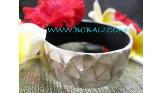 Bali Shells Bangle Resin Shine