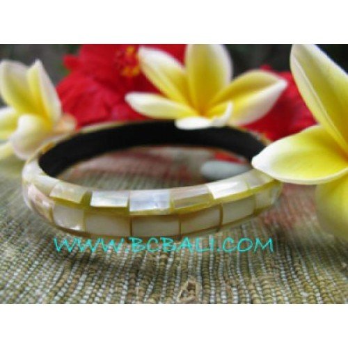 Balinese Style Shells Bracelets Balinese Style Shells Bracelets