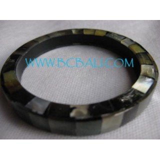 Black Pearl Bangle