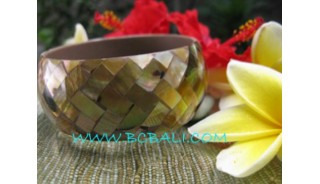 Fashion Woman Bangles Shells