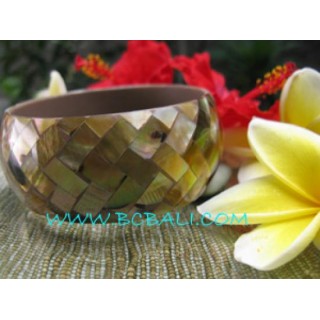 Fashion Woman Bangles Shells