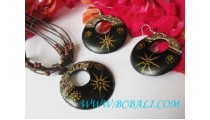 A Set Of Wood Necklace Earrings