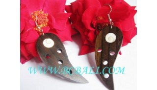 Woods Earring with Shells