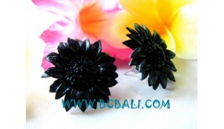 Leather Earrings With Flower Motive