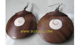 Woods Shells Earring