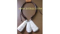 Woods Shell Necklace