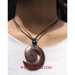 Woods String Necklace