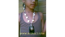 Black Shell Pendants Necklace