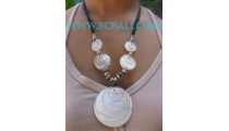 Casandra Pearls Necklaces Shell Pendant