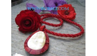 Red Coral Pendant Bead Necklace