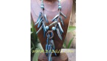 Stick Shells Necklaces