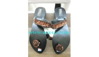 Toe Loops Full Bead Sandal