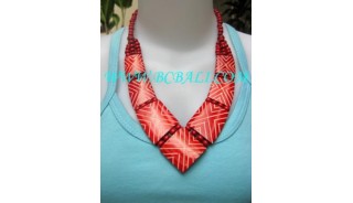 Fashion Hand Carvings Bone Necklaces
