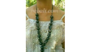 Wood Boll Neckalce