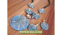 Turquoise Spider Motif Pendants Necklace